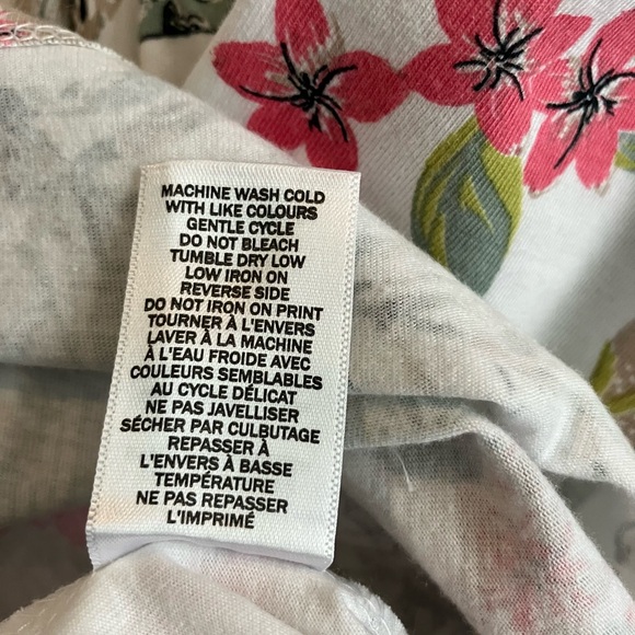 2/$35 NEW Northern Traditions White Floral Short Sleeve T-Shirt Lace Sleeve XL - Picture 7 of 8